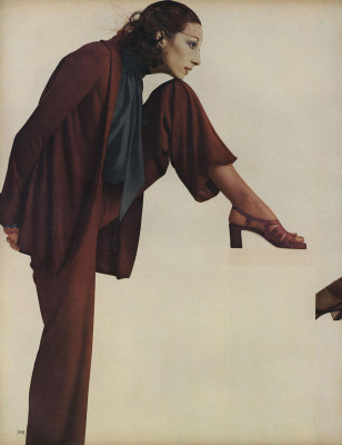 Anjelica Huston ~ US Vogue September 1972 by Richard Avedon 