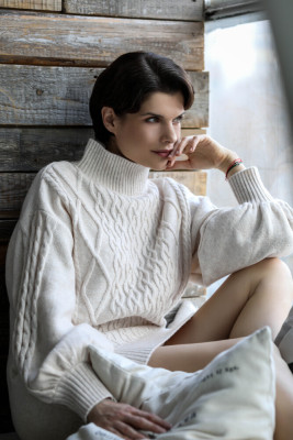 Анна Азарова