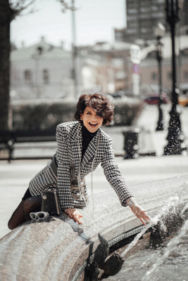 Анна Азарова