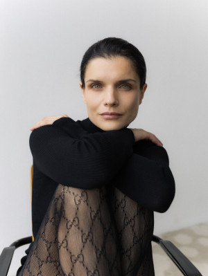 Анна Азарова