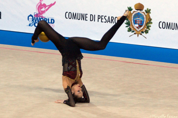 Anna Bessonova pic #210315