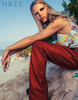 Anna Ewers ~ Vogue Mexico June 2023 by Inez and Vinoodh