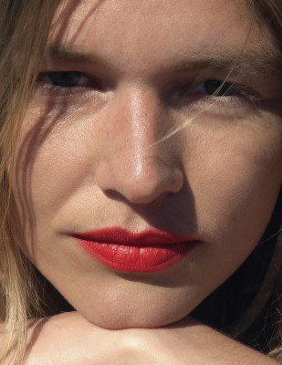 Anna Ewers ~ i-D Magazine No. 372 Summer 2023 by Zoë Ghertner