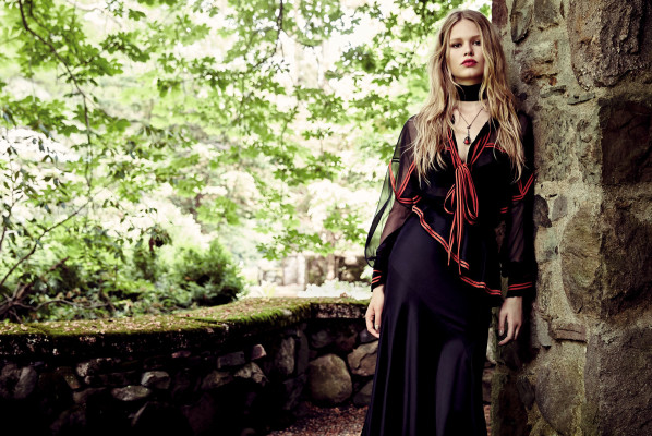 Anna Ewers pic #820015