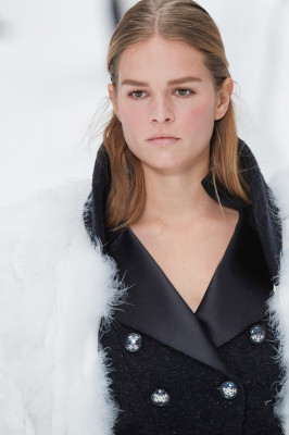 Anna Ewers - Chanel Autumn/Winter 2019 Fashion Show in Paris 