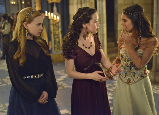 Anna Popplewell pic #740948