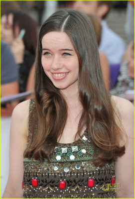 photo 9 in Anna Popplewell gallery [id469714] 2012-02-24 00:00:00
