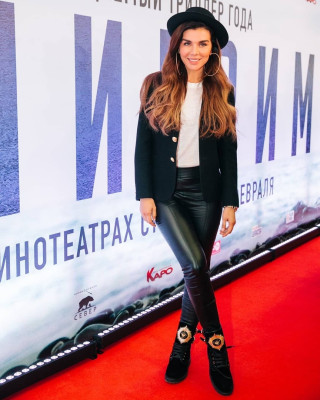 Анна Седокова на премьере фильма Александра Баршака 