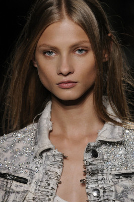 Anna Selezneva pic #497794