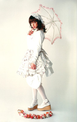 Anna Tsuchiya pic #305041