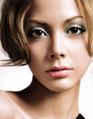 photo 4 in Anna Tsuchiya gallery [id316202] 2010-11-22 00:00:00
