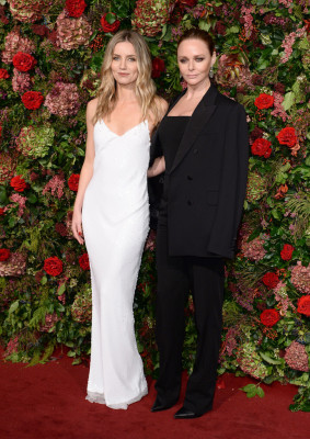 Annabelle Wallis - Evening Standard Theatre Awards in London 11/18/2018
