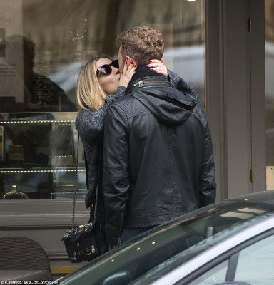 Annabelle Wallis pic #924932