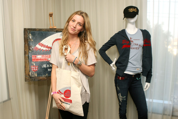 Annabelle Wallis pic #912535