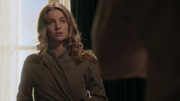 Annabelle Wallis pic #925155
