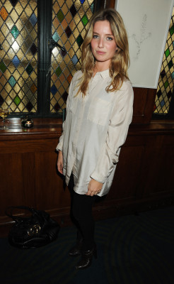 Annabelle Wallis pic #918809