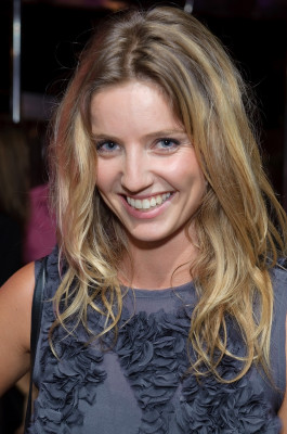 Annabelle Wallis pic #919261