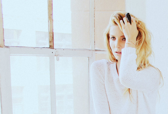 Annabelle Wallis pic #908591