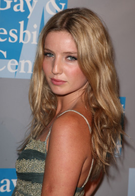 Annabelle Wallis pic #911052