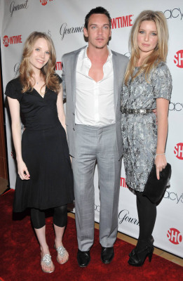 Annabelle Wallis pic #911536