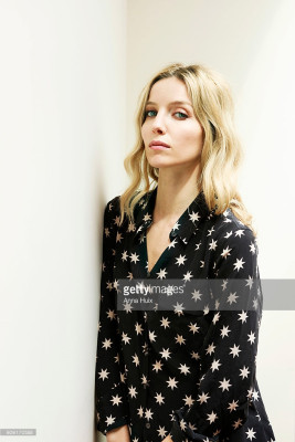 Annabelle Wallis pic #921379