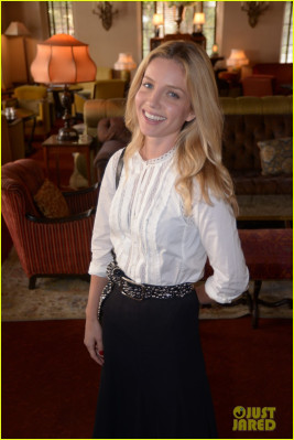 photo 14 in Annabelle Wallis gallery [id916092] 2016-10-11 00:00:00