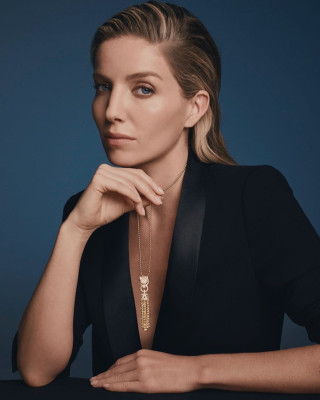 Annabelle Wallis - Panthere de Cartier (2018)