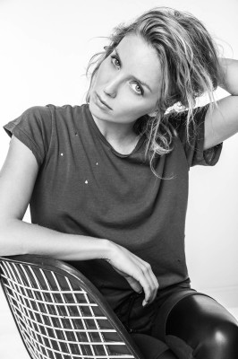Annabelle Wallis - Photoshoot 06/22/2015