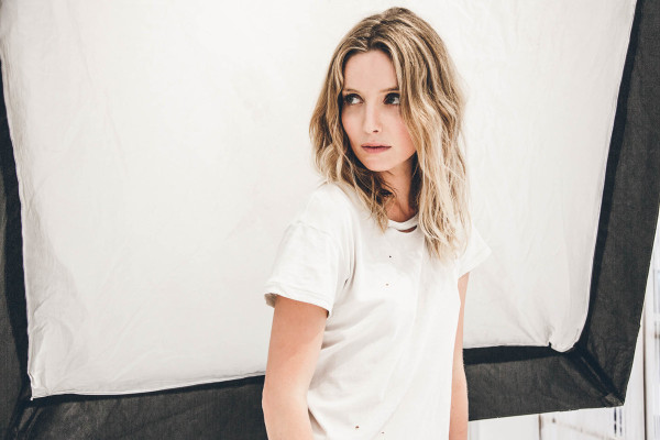 Annabelle Wallis - Photoshoot 06/22/2015