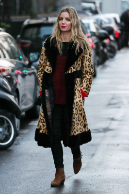 Annabelle Wallis Out and About in Paris 01/25/2018