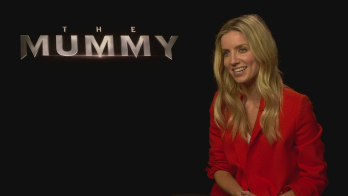 Annabelle Wallis pic #978100