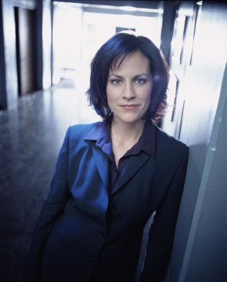 Annabeth Gish pic #399159