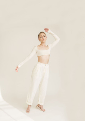ANNASOPHIA ROBB for Flaunt Magazine, April 2020
