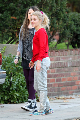 photo 8 in AnnaSophia Robb gallery [id594669] 2013-01-09 00:00:00