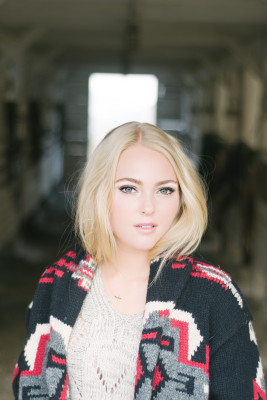 AnnaSophia Robb pic #571971