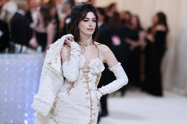  Anne Hathaway - Met Gala, May 01 2023.