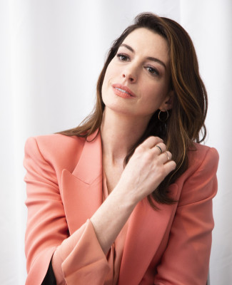 Anne Hathaway pic #1134927