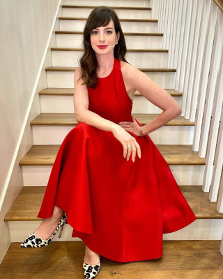 Anne Hathaway - 'Locked Down' Press Day || Jan 2021