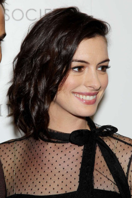 Anne Hathaway pic #832504