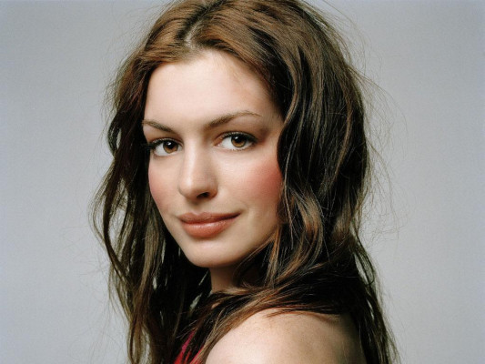 Anne Hathaway pic #110045