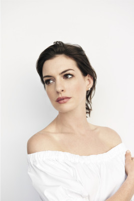 Anne Hathaway pic #835845