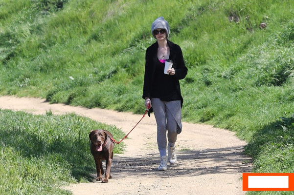 Anne Hathaway pic #625226
