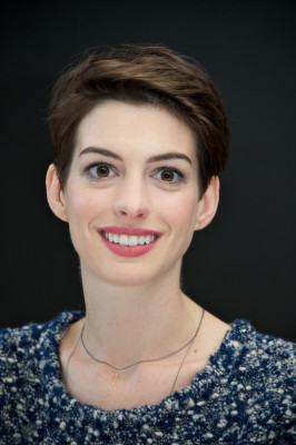 photo 13 in Anne Hathaway gallery [id592413] 2012-12-24 00:00:00