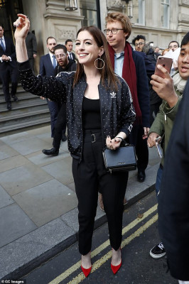 Anne Hathaway pic #1161537