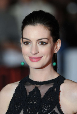 Anne Hathaway pic #833436