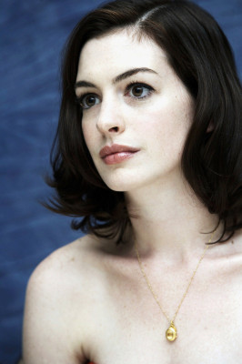 photo 7 in Anne Hathaway gallery [id129932] 2009-01-19 00:00:00
