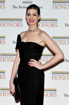 photo 29 in Anne Hathaway gallery [id444093] 2011-12-07 00:00:00