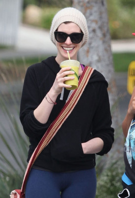 photo 17 in Anne Hathaway gallery [id639527] 2013-06-06 00:00:00