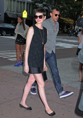 Anne Hathaway pic #535075