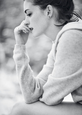 ANNE HATHAWAY for Glamour Magazine, UK October 2015